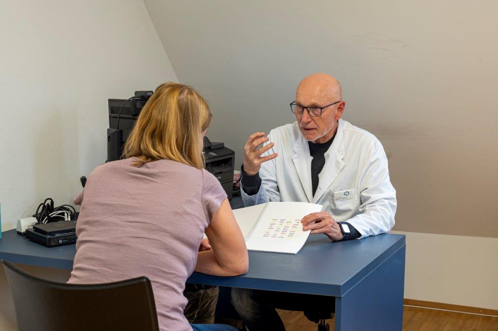 ENTRETIEN SPÉCIFIQUE CONCERNANT LA DÉMENCE ENTRETIEN SPÉCIFIQUE CONCERNANT LA DÉMENCE